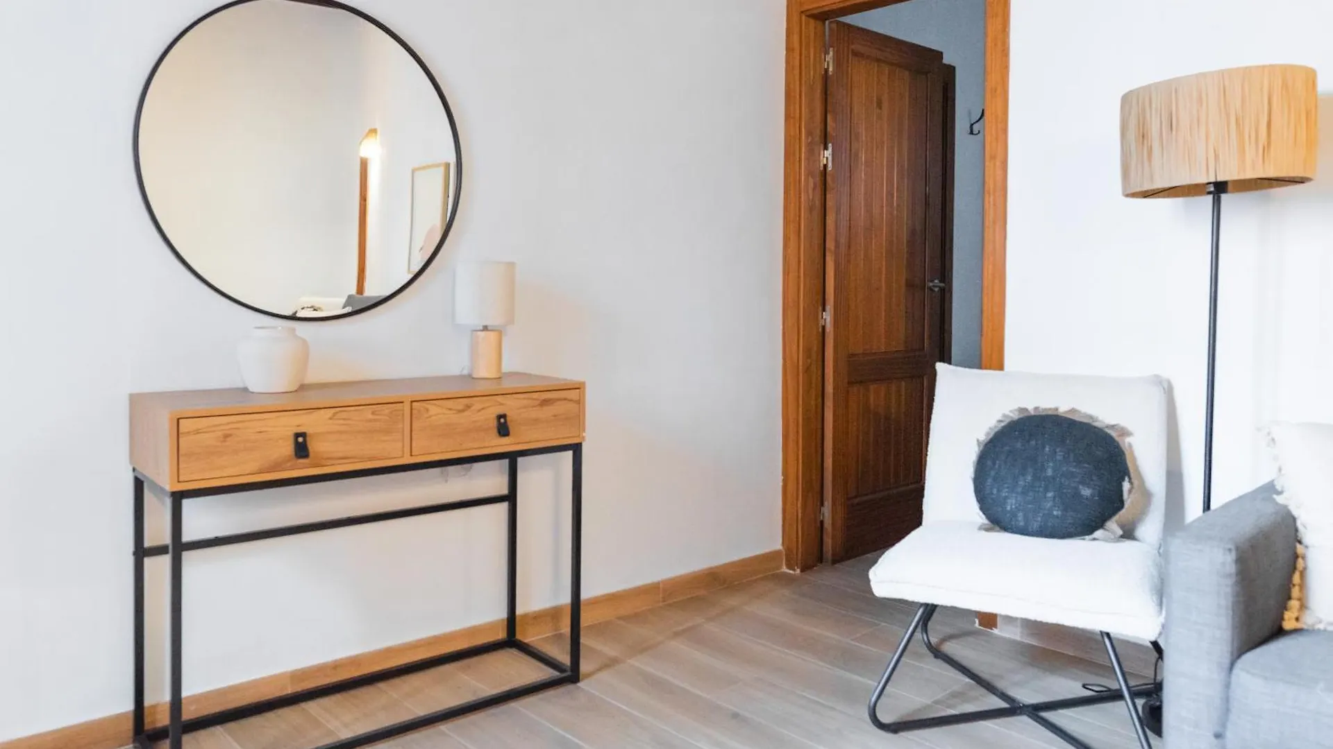 Qh Correo Viejo Apartment Granada