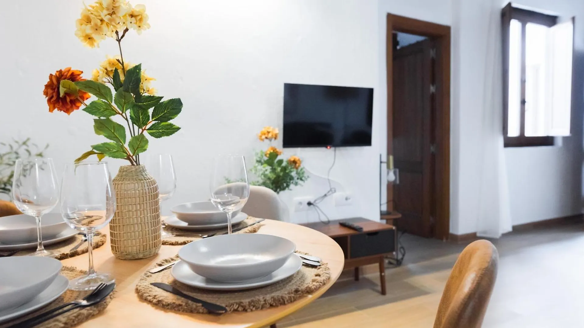 Qh Correo Viejo Apartment Granada