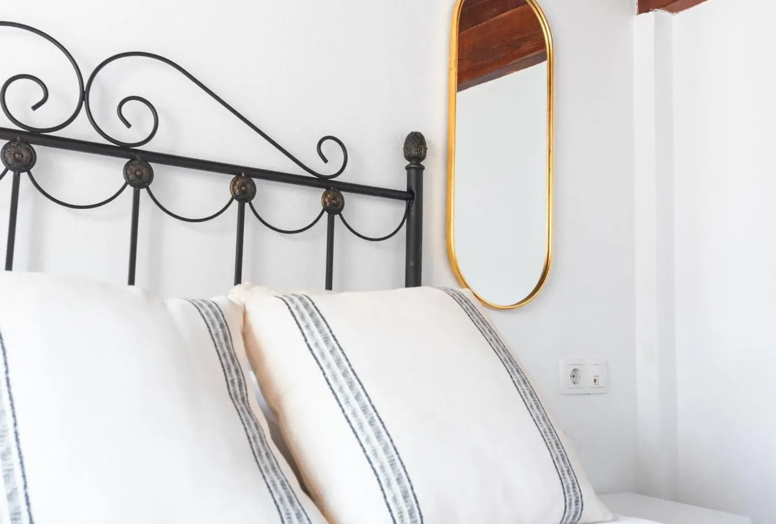 Qh Correo Viejo Apartment Granada