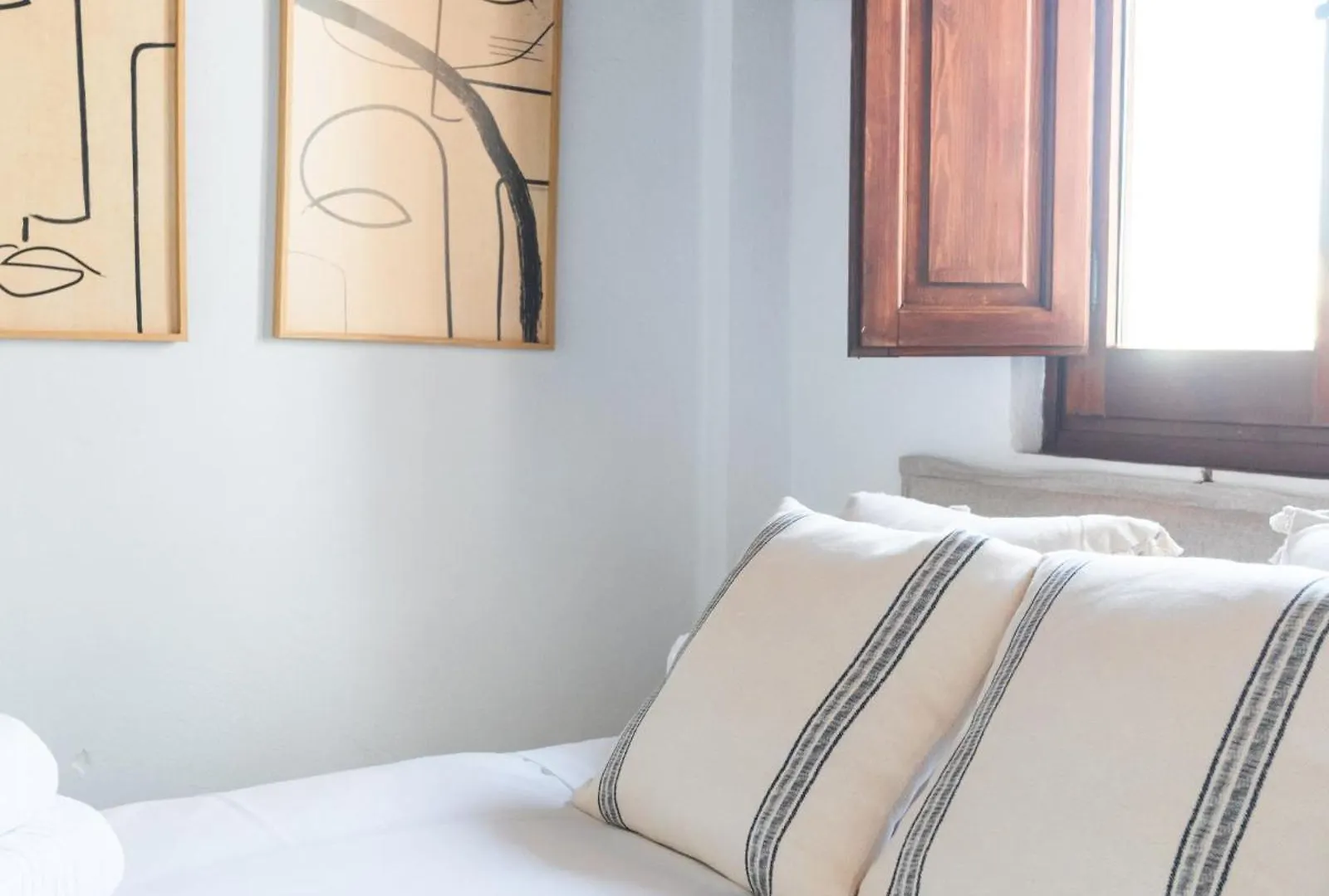 Qh Correo Viejo Apartment Granada Spain