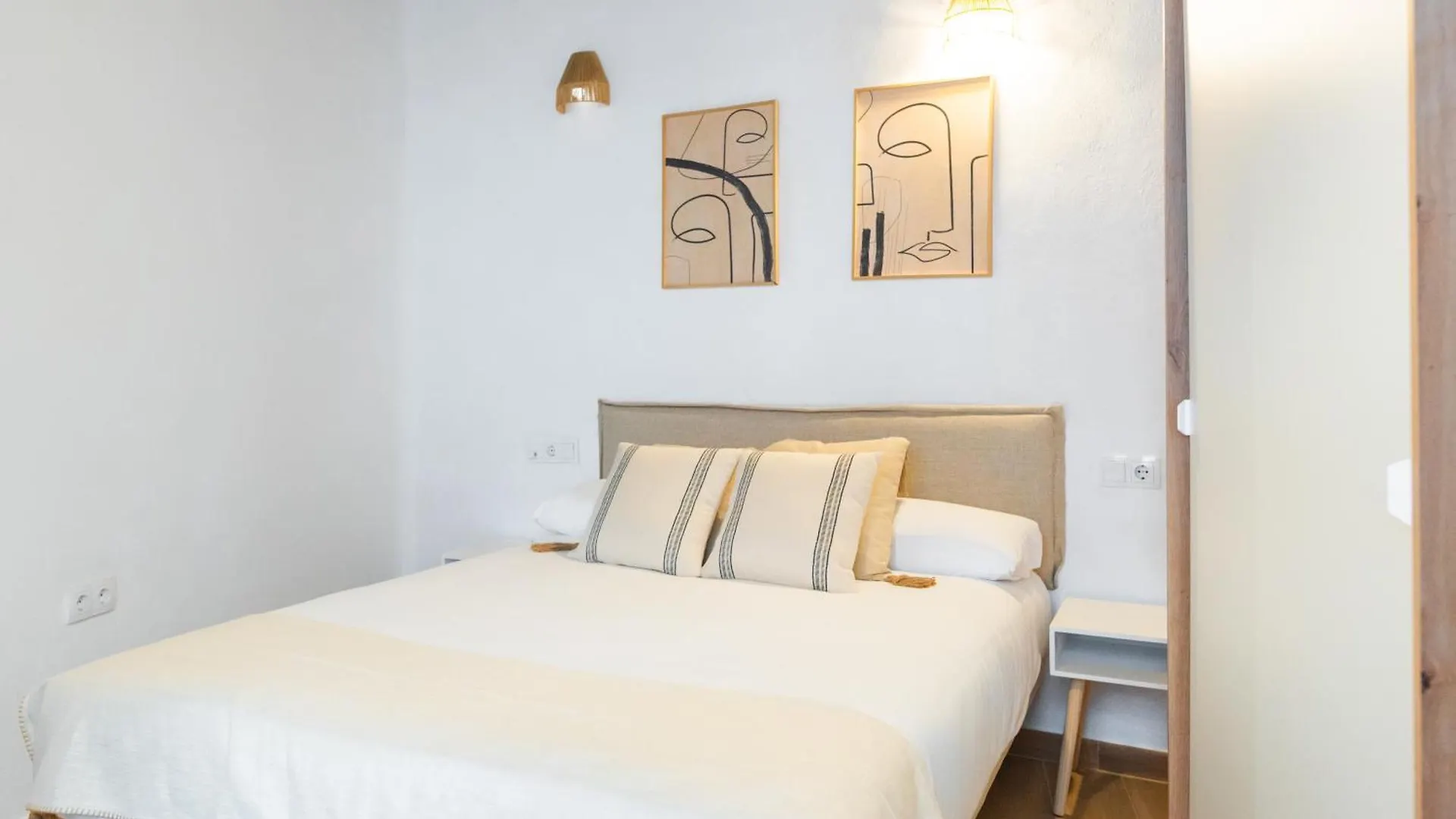 Qh Correo Viejo Apartment Granada