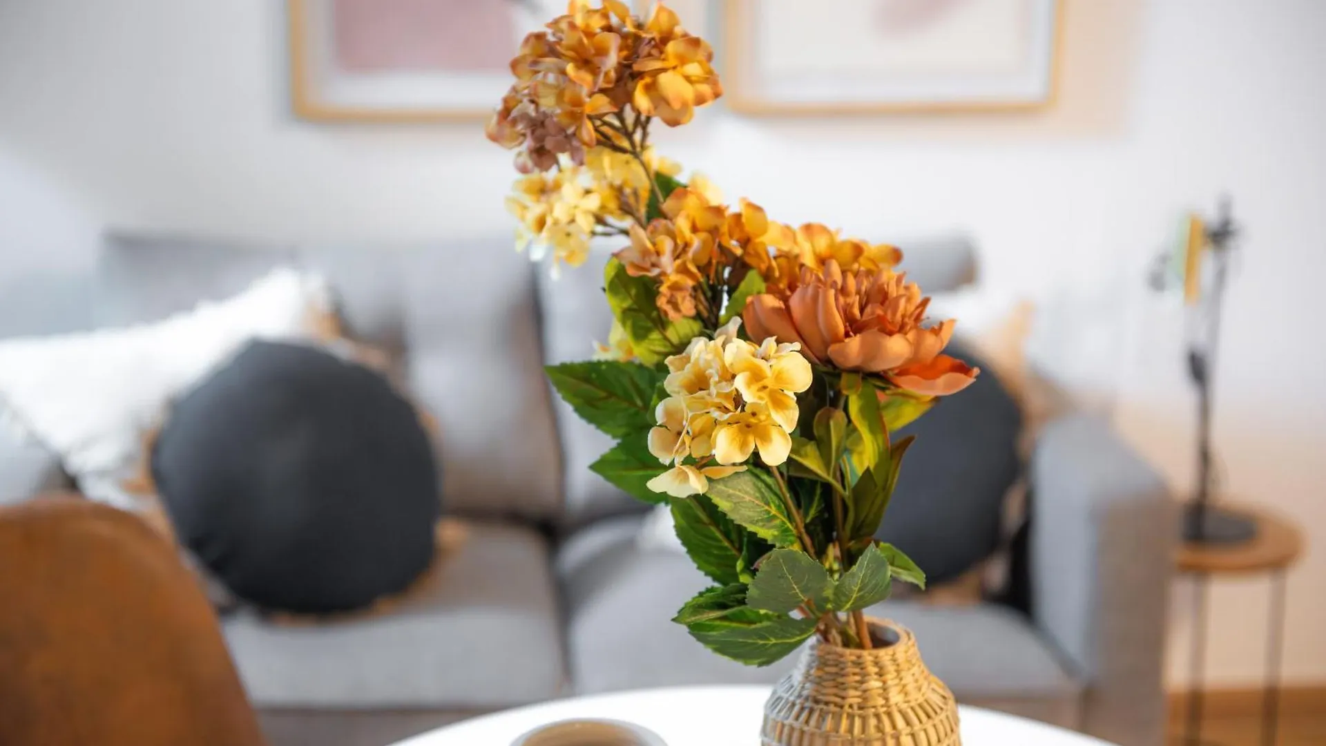 Apartamento Turistico En El Corazon De Granada Qh Correo Viejo Spanien