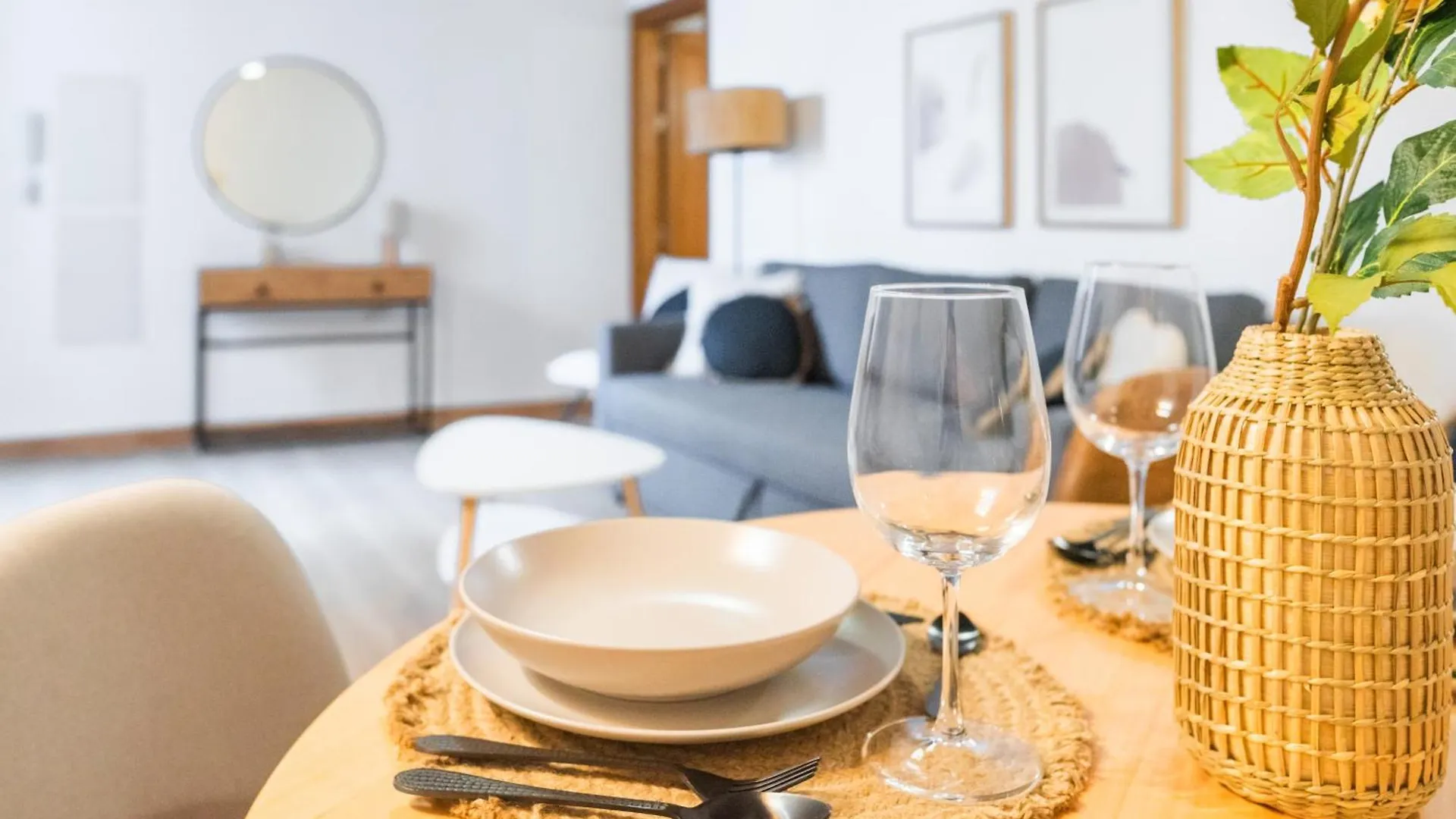 Qh Correo Viejo Apartment Granada Spain